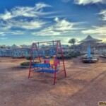 مراجيح على الشاطئ مراجيح على الشاطئ