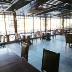 مقهى خاص بالفندق داخلي مطل على الممشى السياحي في الغردقة مقهى خاص بالفندق داخلي مطل على الممشى السياحي في الغردقة